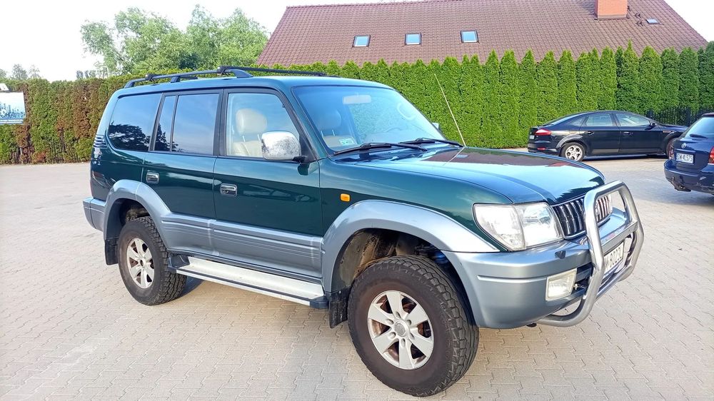 Toyota Land Cruiser Toyota Land Cruiser VZJ95 3.4 benzyna z gazem, stan igła
