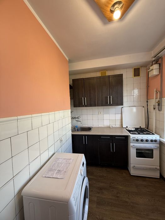Берестейський пр-кт 18 , м Політехнічний інстирут Продаж  3к , Держпрограми Без %