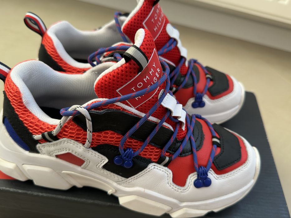 TOMMY HILFIGER Женские кроссовки City Voyager