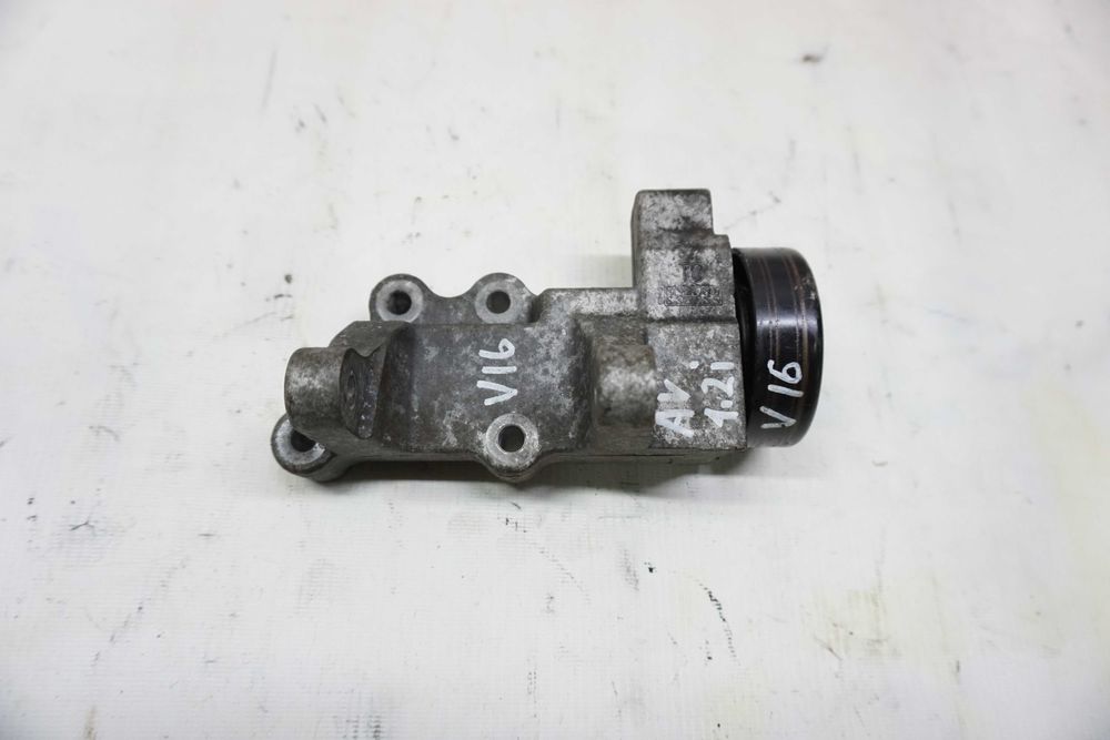 Ролик з натягувачем генератора ChevroletAveo\Шевроле Авео Т250 1.2 16v