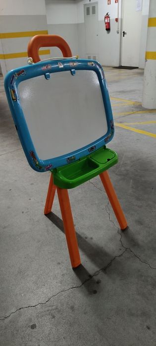 Cavalete dupla utilização para criança