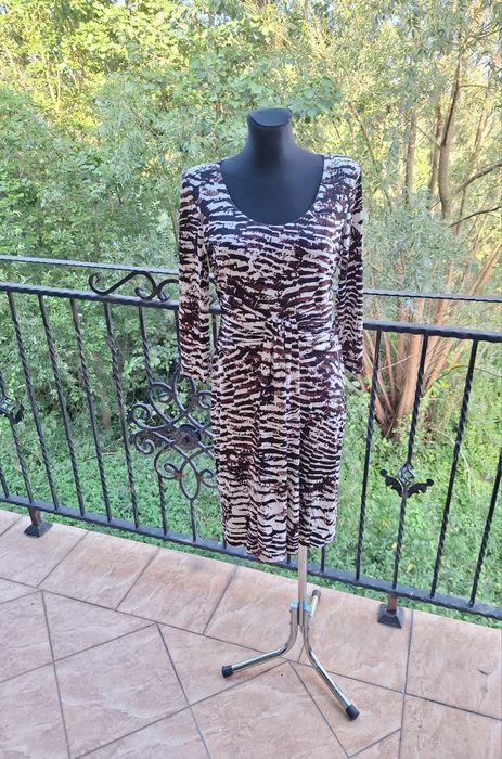 Sukienka jesienna sukienka na co dzień marka Linea rozmiar L 40