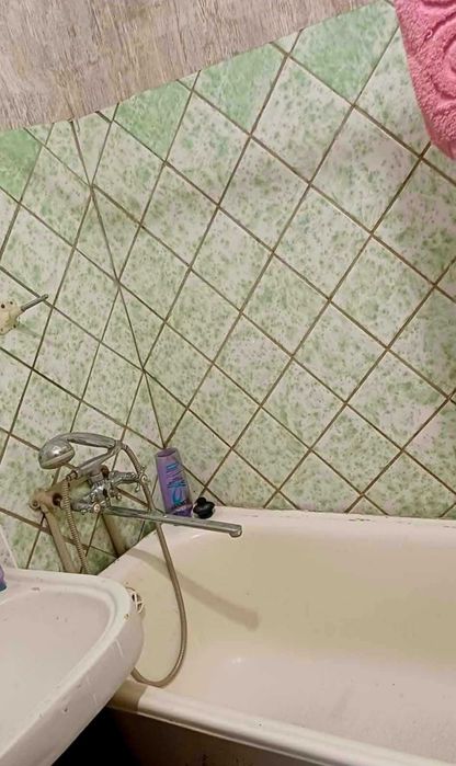 Продаж двух кімнатної квартири