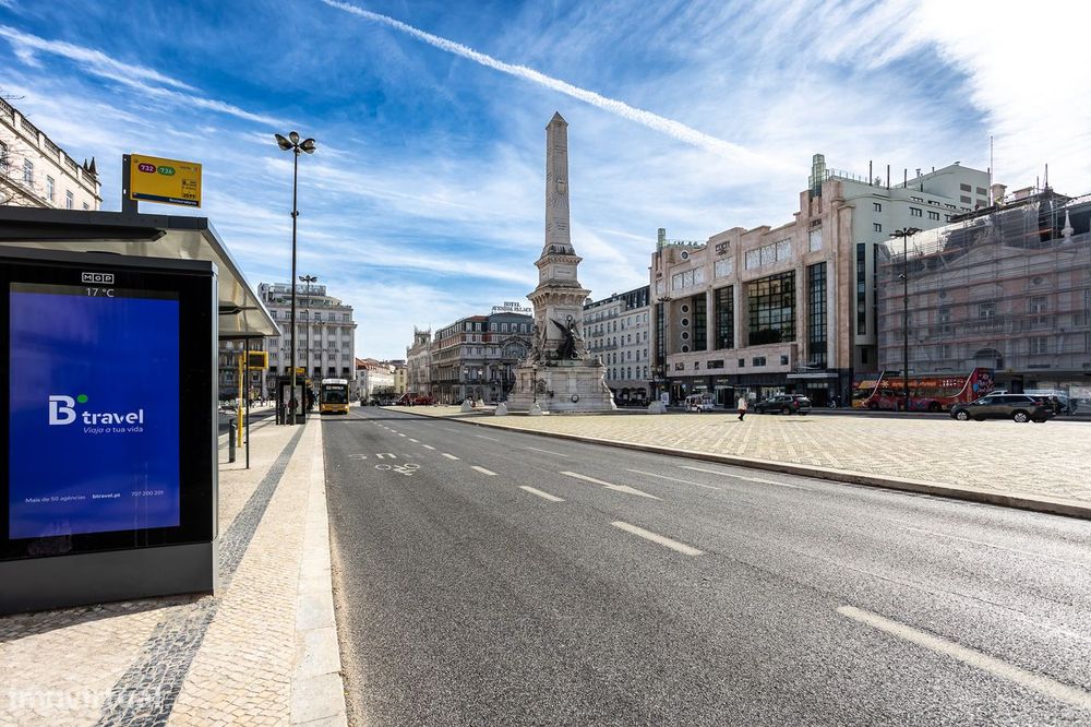 Expanda o Seu Negócio: Escritório Amplo e Funcional no Coração da Cida