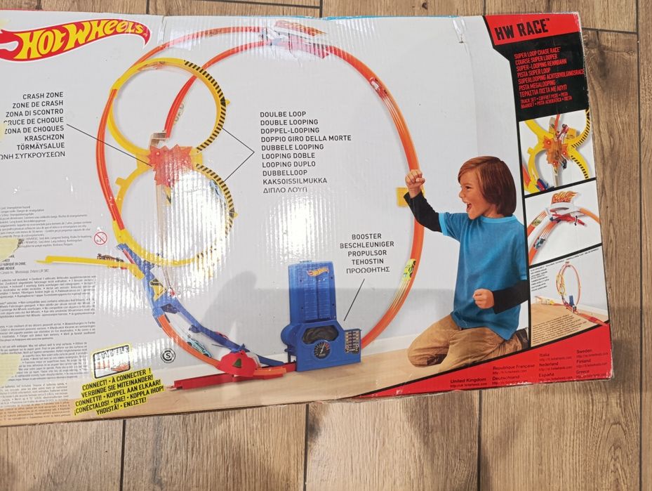 Hot Wheels TOR Kaskaderska GIGAPĘTLA