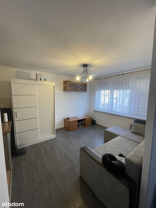 Mieszkanie do wynajęcia na parterze w bloku, blisko plaży