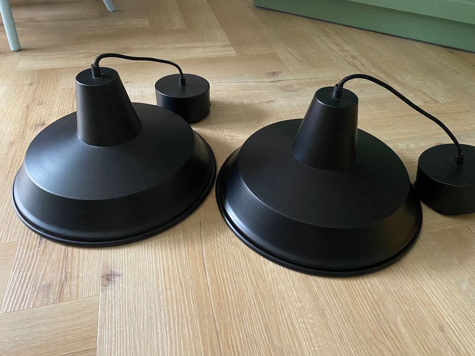 Lampy sufitowe czarne