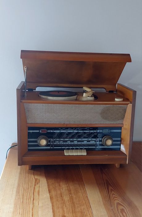 Stare radio lampowe Koncert Diora 6201