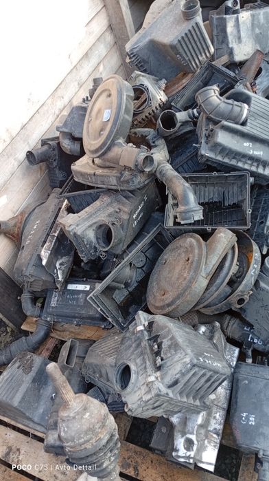 Корпус воздушного фільтра Воздухан Ауди Бмв  рено пасат форд мерседес