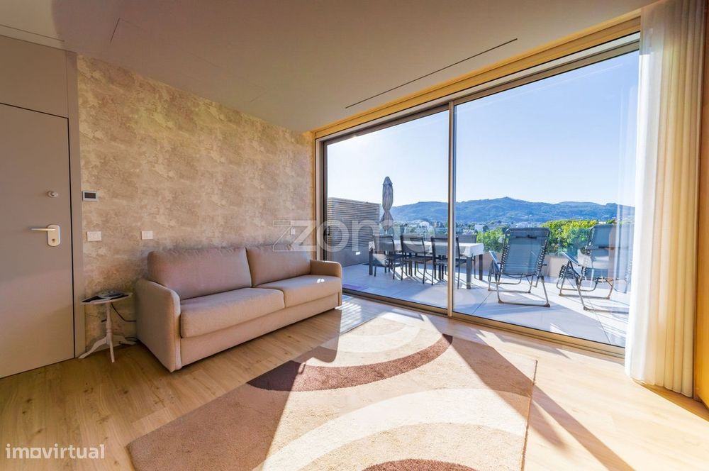 Apartamento T2+1 COM ESTÚDIO