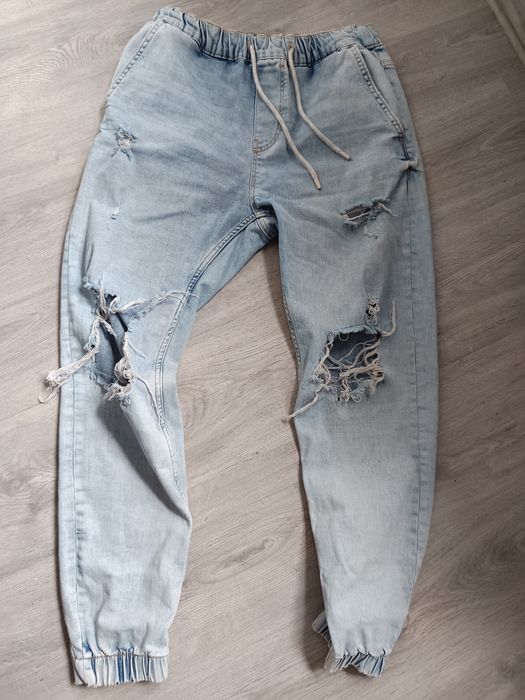 Spodnie Bershka size M 38