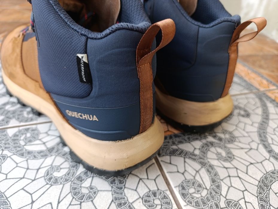 Queshua 44р. чоловічі трекінгові черевики waterproof.