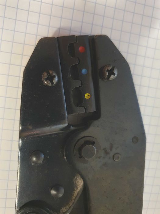 Zaciskarka do końcówek, konektorów. Praska do tulejek nie Knipex
