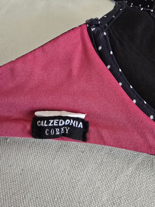 Biquini preto e branco