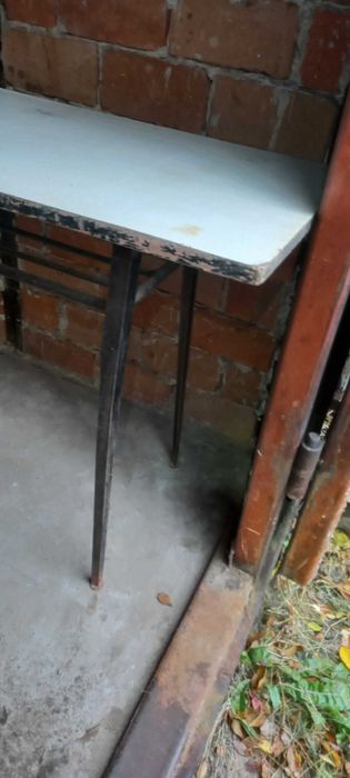 Стол металлический   б у