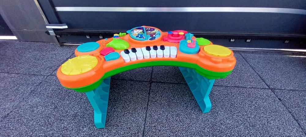 Piano criança bom estado