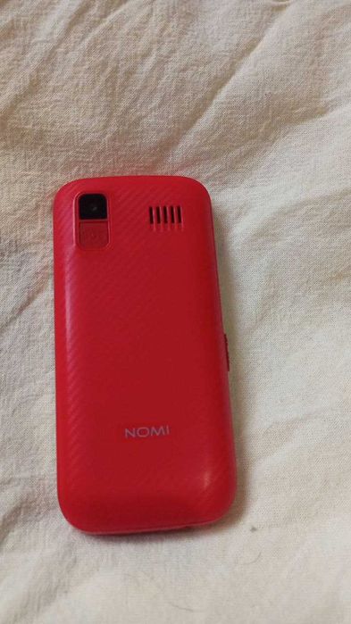 Телефон Nomi i220