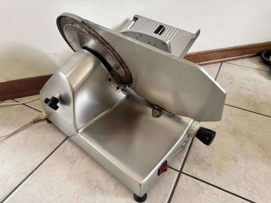 Слайсер професійний ніж 25 см