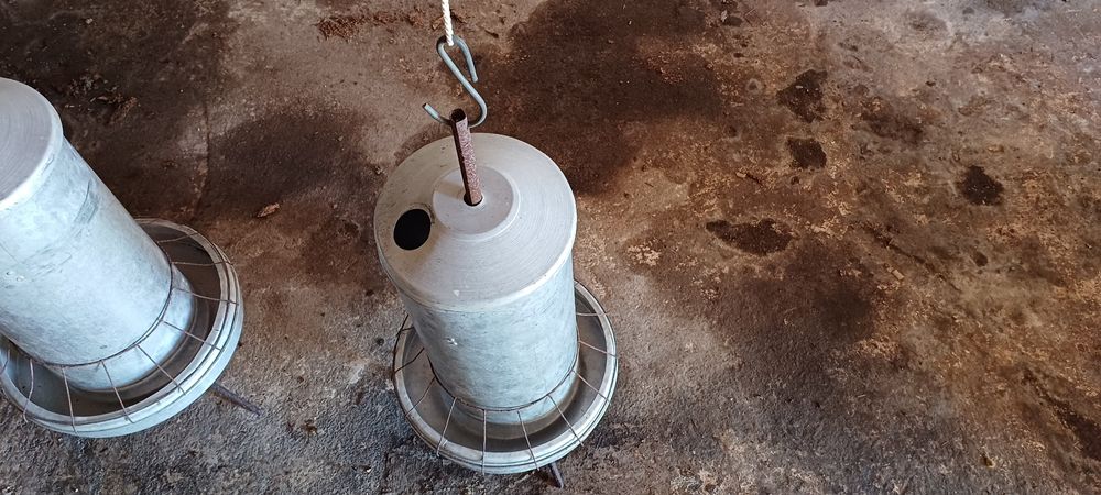 Karmidła aluminiowe dla drobiu duże