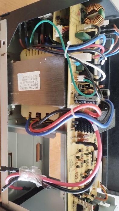 ДБЖ UPS Powercom KIN-1500AP 900Вт безперебійник