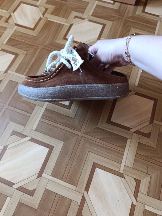 Продам клоги жіночі