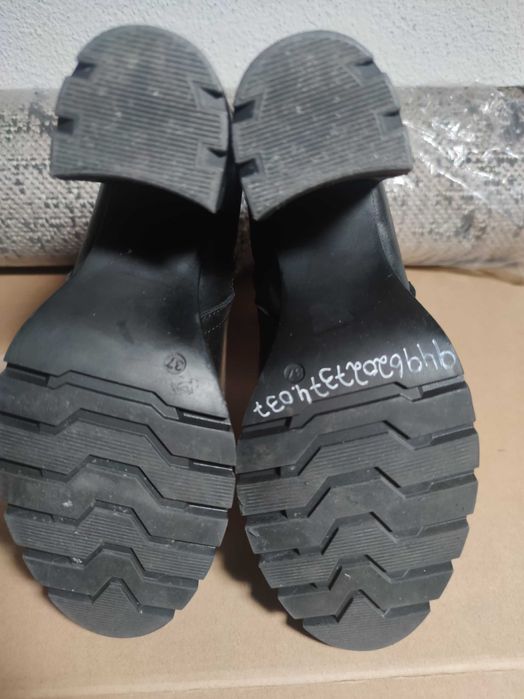 Botas em pele by Roberto Torretta