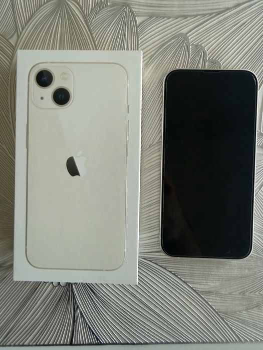 iPhone 13 biały