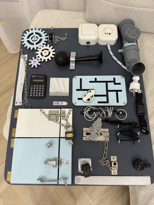 Tablica manipulacyjna sensoryczna