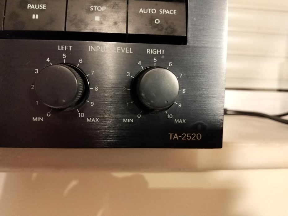 Deck de cassetes Onkyo TA-2520
