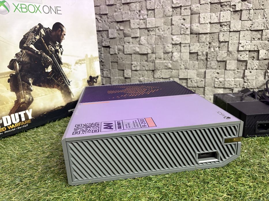 XBOX ONE Limited Call of Duty ntsc j 100 v супер стан! можливий Кредит