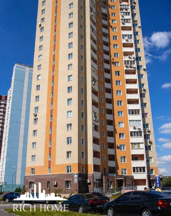 Позняки, Драгоманова 1б, о. Сонячне, новий будинок 2006р, простора квартира, генератор