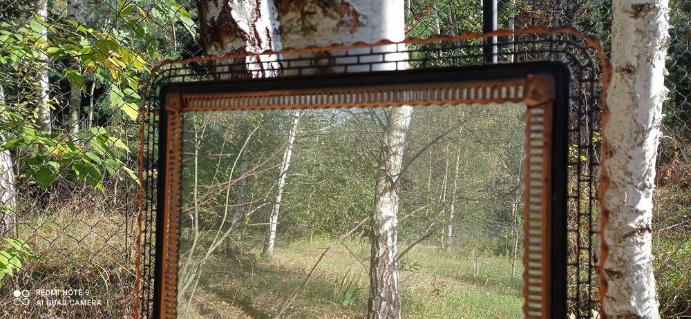 Lustro Mid - Century Modern. Miedziana rama. PRL. Lata 60