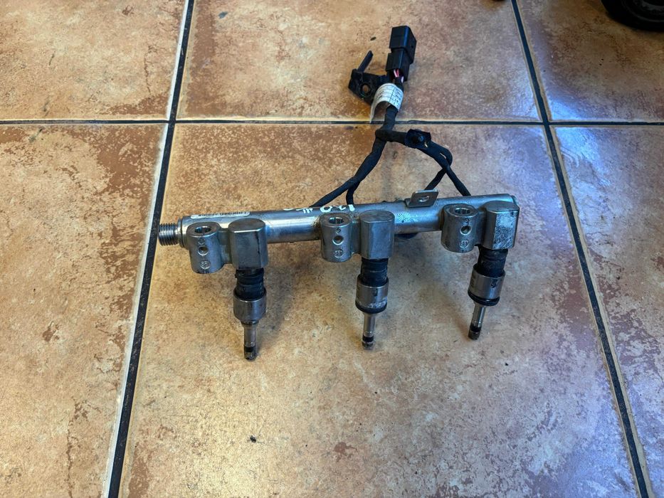 Listwa wtryskowa wtryski Hyundai KIA 1.0 I30III 35.350-04.250