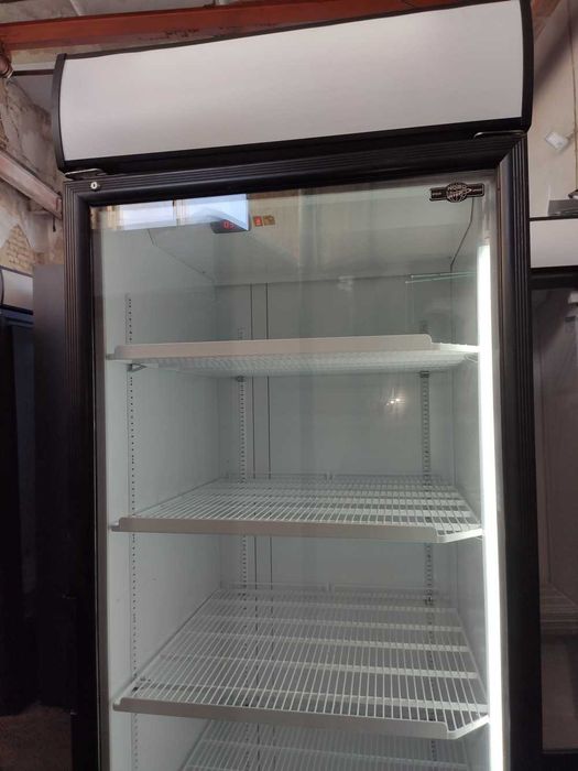 Холодильна шафа. Шкаф однодверний UBC Optima Black. Стан доглянутий