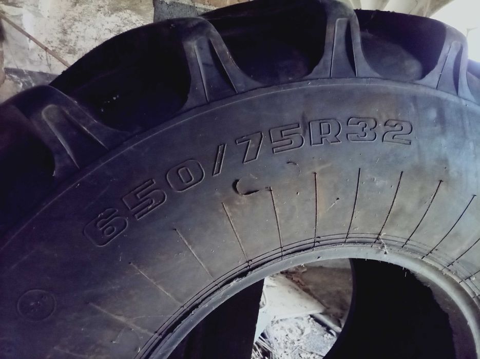 Opona 650/75 R32 Dneproshina