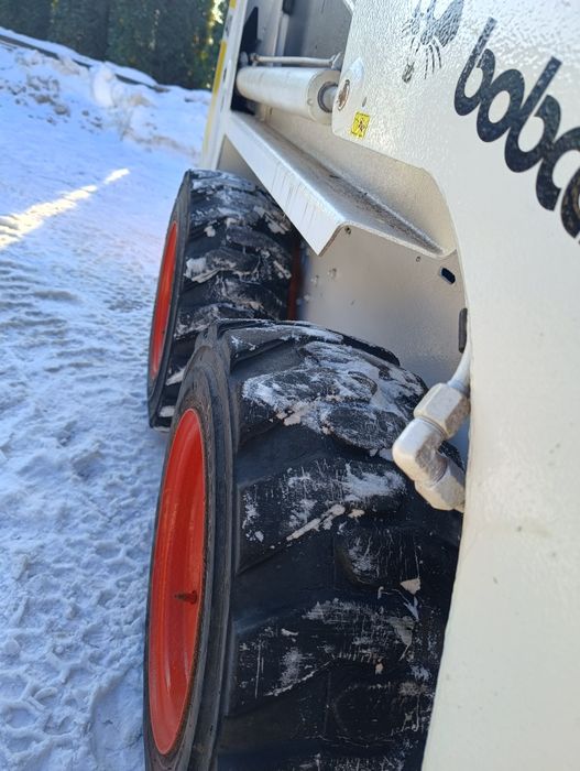 Bobcat 443 mała zwinna Kubota 105 cm mini ładowarka burtowa