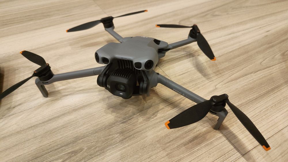 Dji mini 5 pro  Wersja fly more combo (dji rc2)