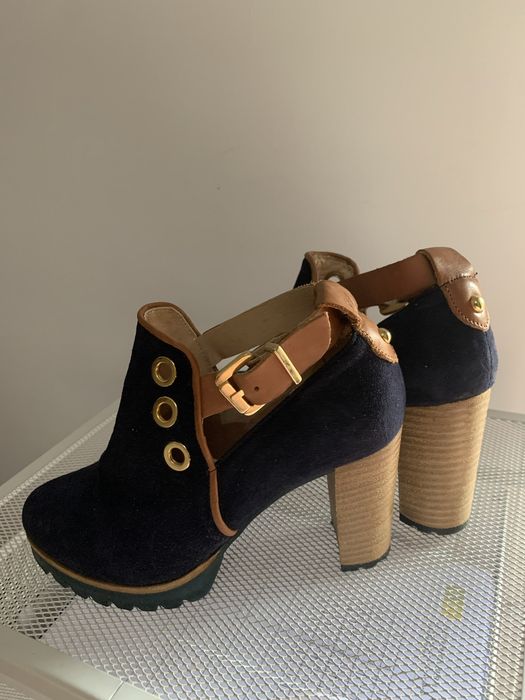 Sapato/Bota Azul