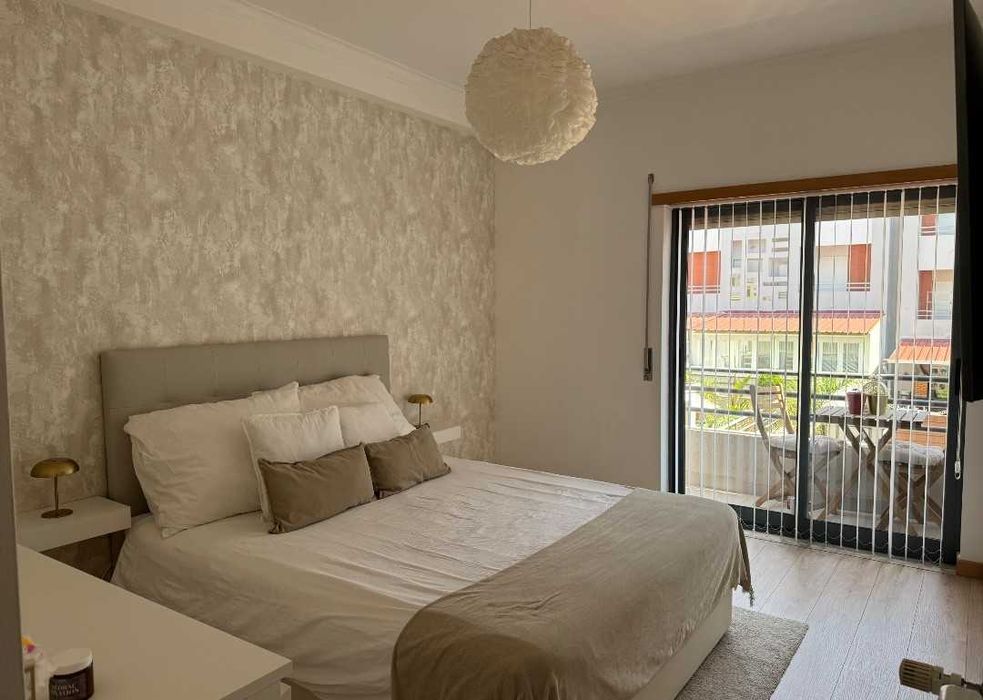 Apartamento T3 com bons acabamentos