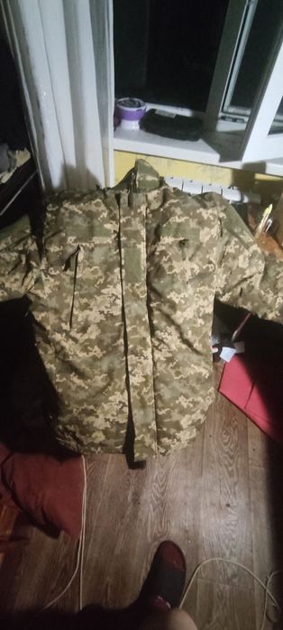 Куртка утеплена
польова зимова у кольорі МM14 ( Піксель)
Розмір: 50/4