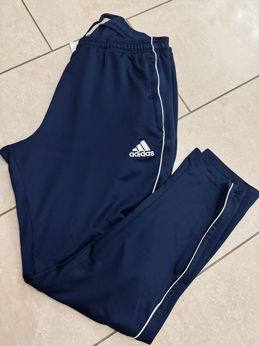 3 Stripes Adidas granatowe spodnie sportowe dresowe, joggery męskie XL