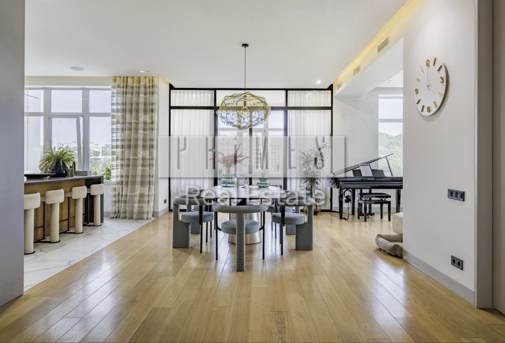 Оренда будинку 574 м², Романків, Сонячна Долина, басейн, 22 сотки