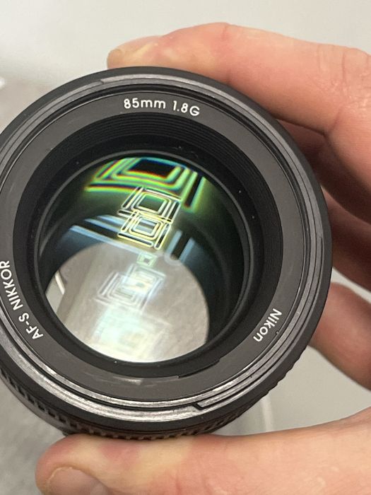 Продаєтся обʼєктив Нікон 85мм