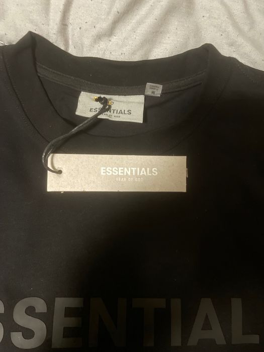 Tshirt da essentials M. Cor preta