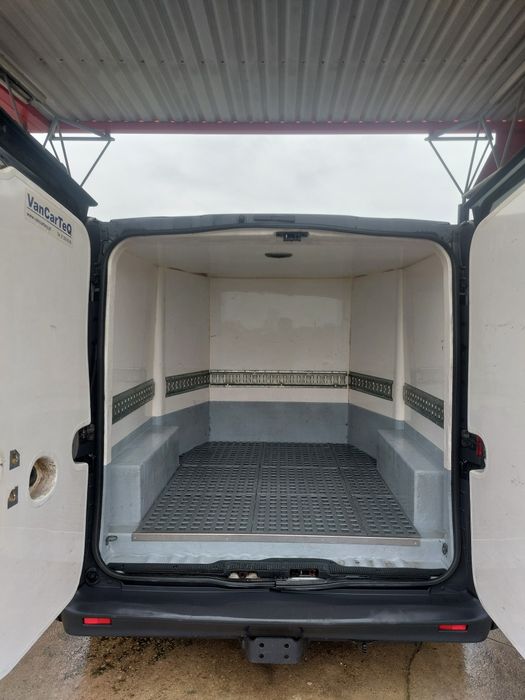 Renault Trafic 2.0 DCI 6 Lugares ano 2006 com A/C e CAIXA FIBRADA