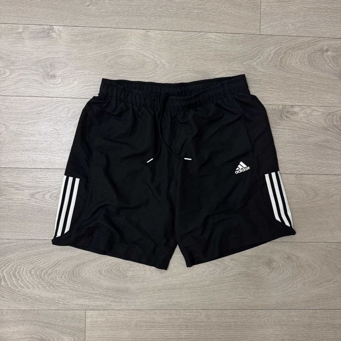 Спортивні Шорти Adidas Sport Essentials Climalite, розмір L