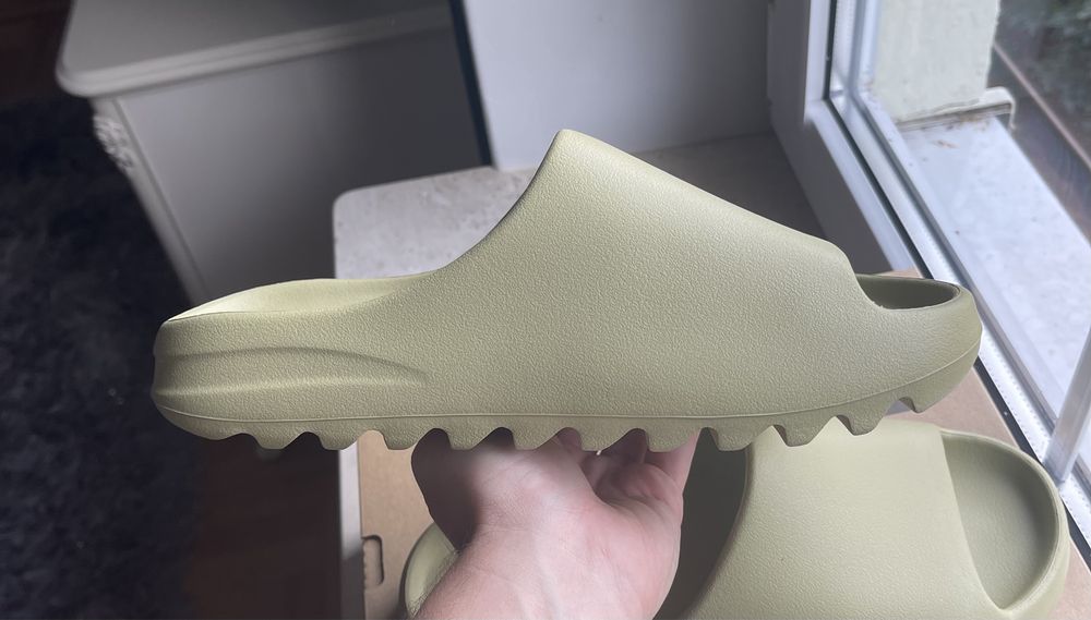 Klapki Adidas Yeezy Slide Resin rozm. 47