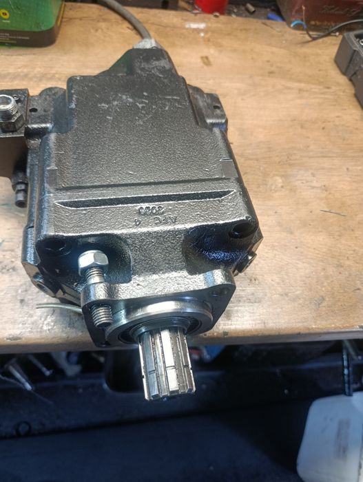Pompa hydrauliczna HydroLeduc TxV120 , pompa z Ls