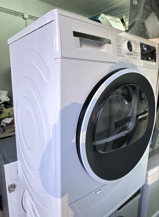 Máquina de Secar Roupa BOSCH WTR83200ES (8 kg - Bomba de Calor