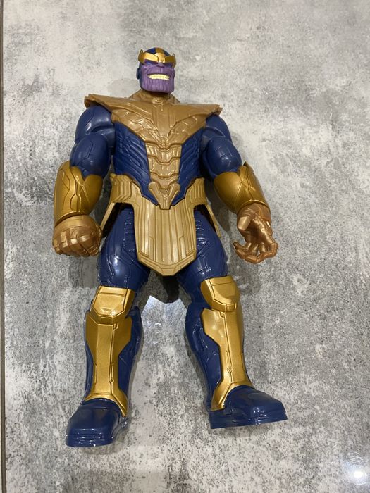 Figurka Hasbro Avengers Thanos Tytan